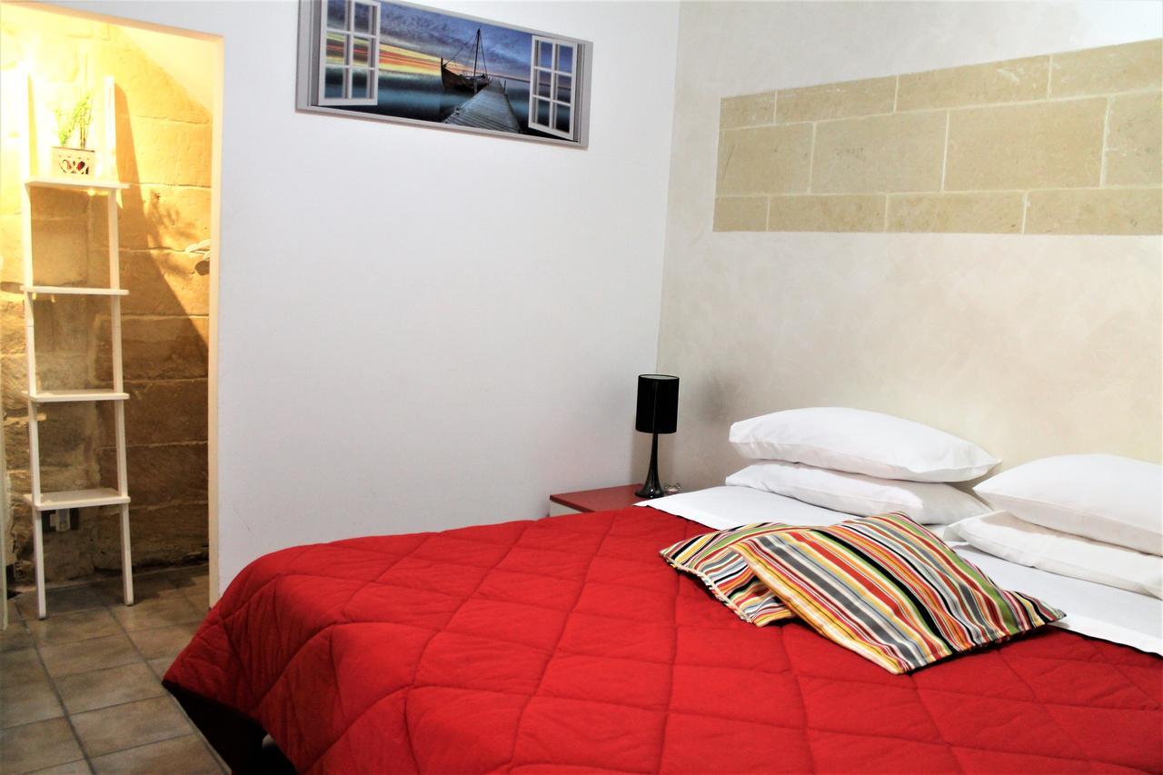 לצ'ה White Suite B&B מראה חיצוני תמונה